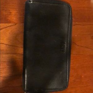 DKNY wallet